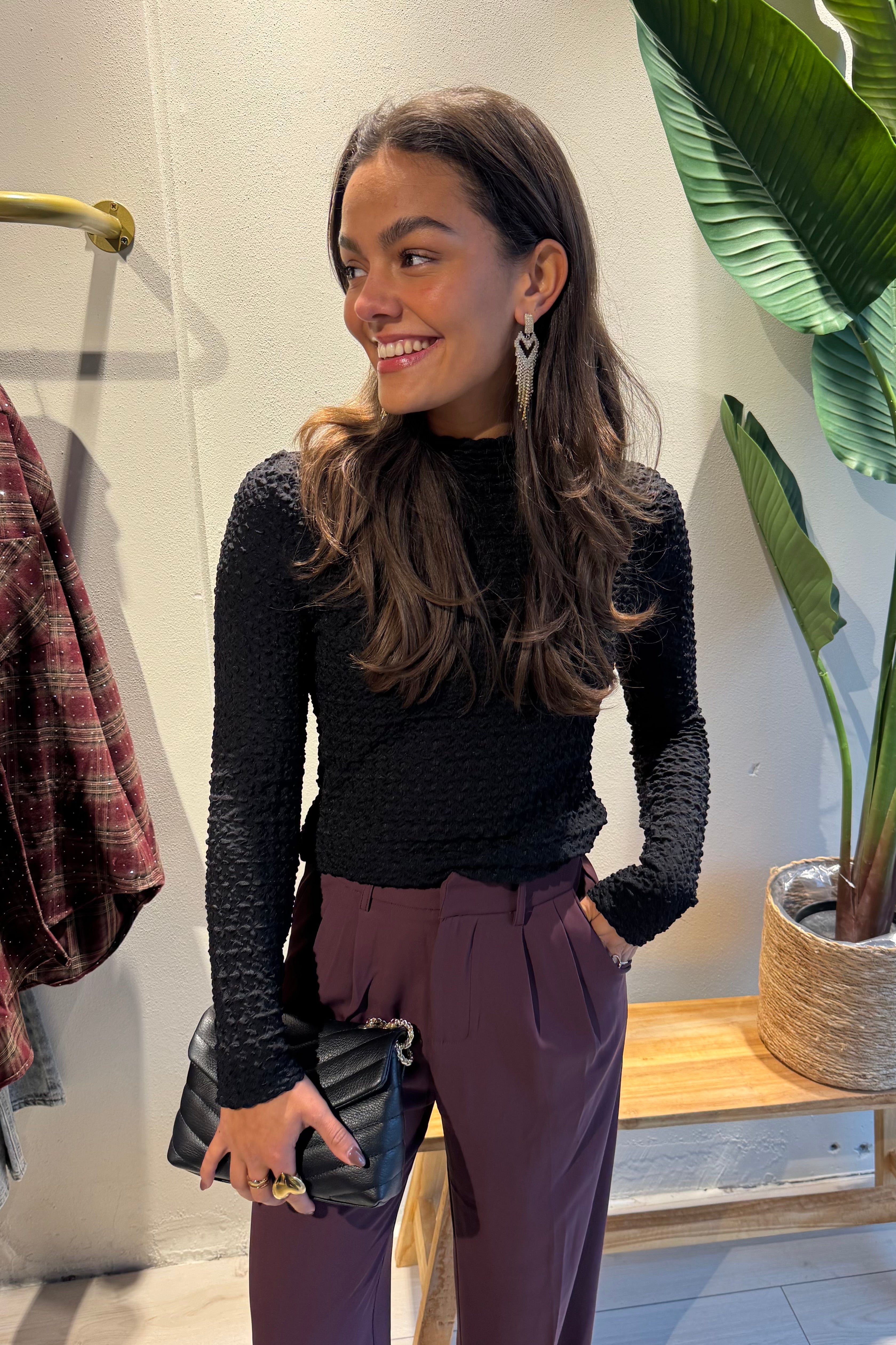 Taila Top Schwarz