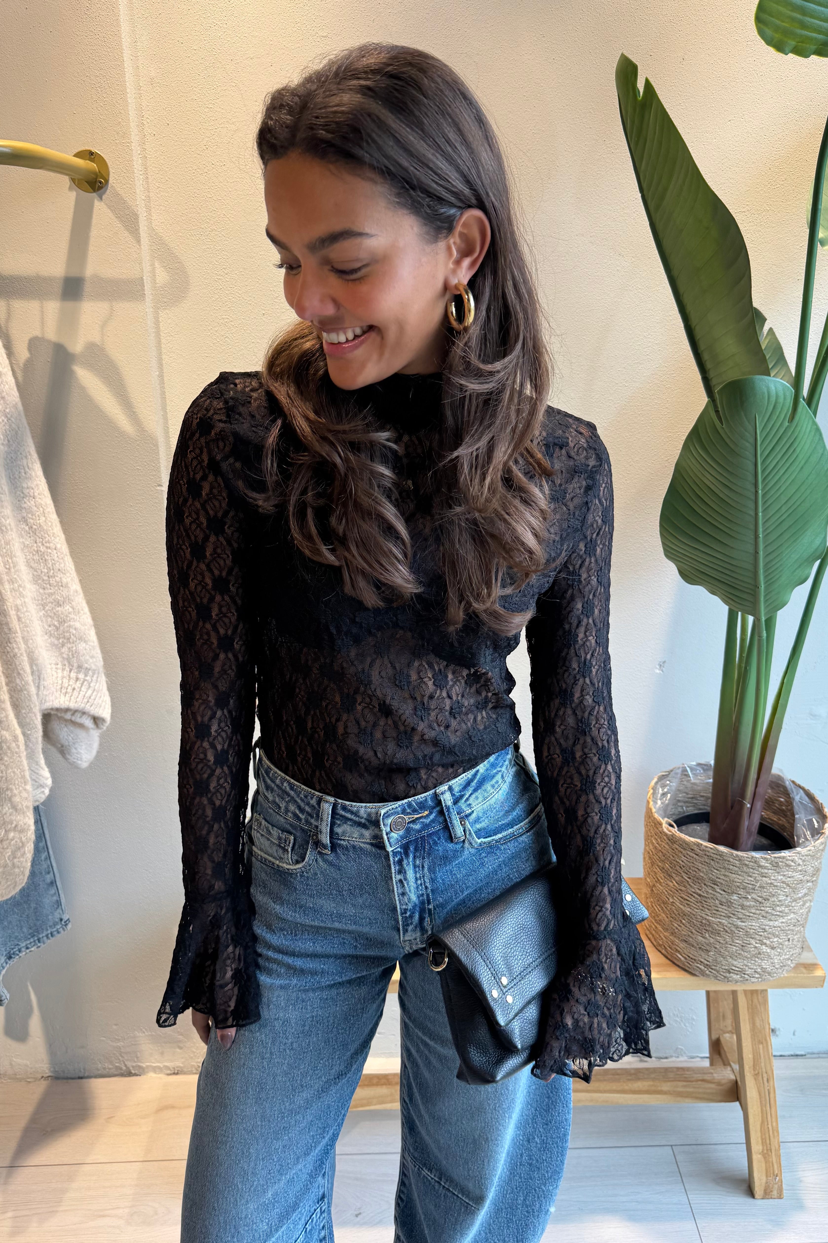 Mesh-Top schwarz