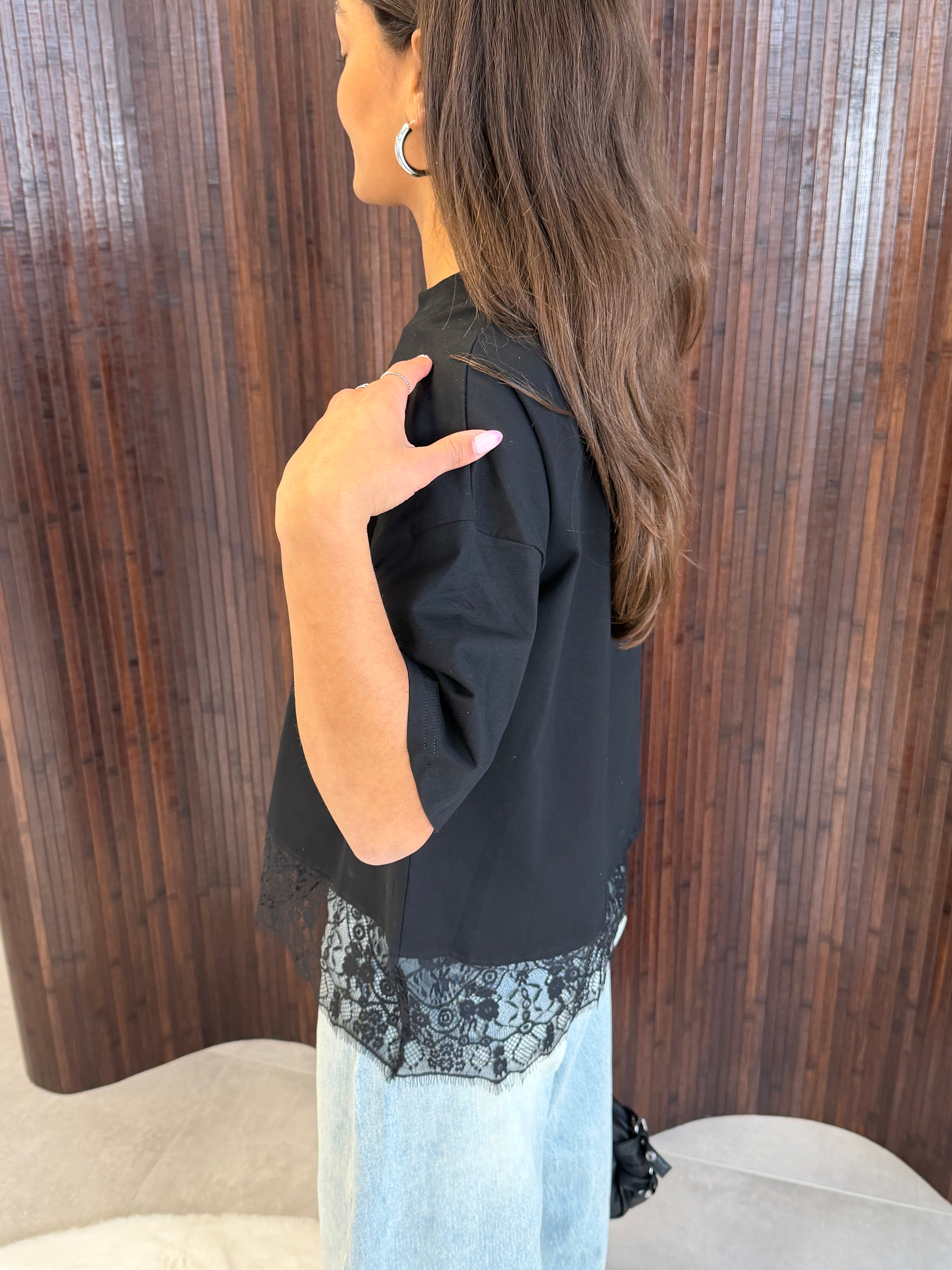 Faylen T-Shirt