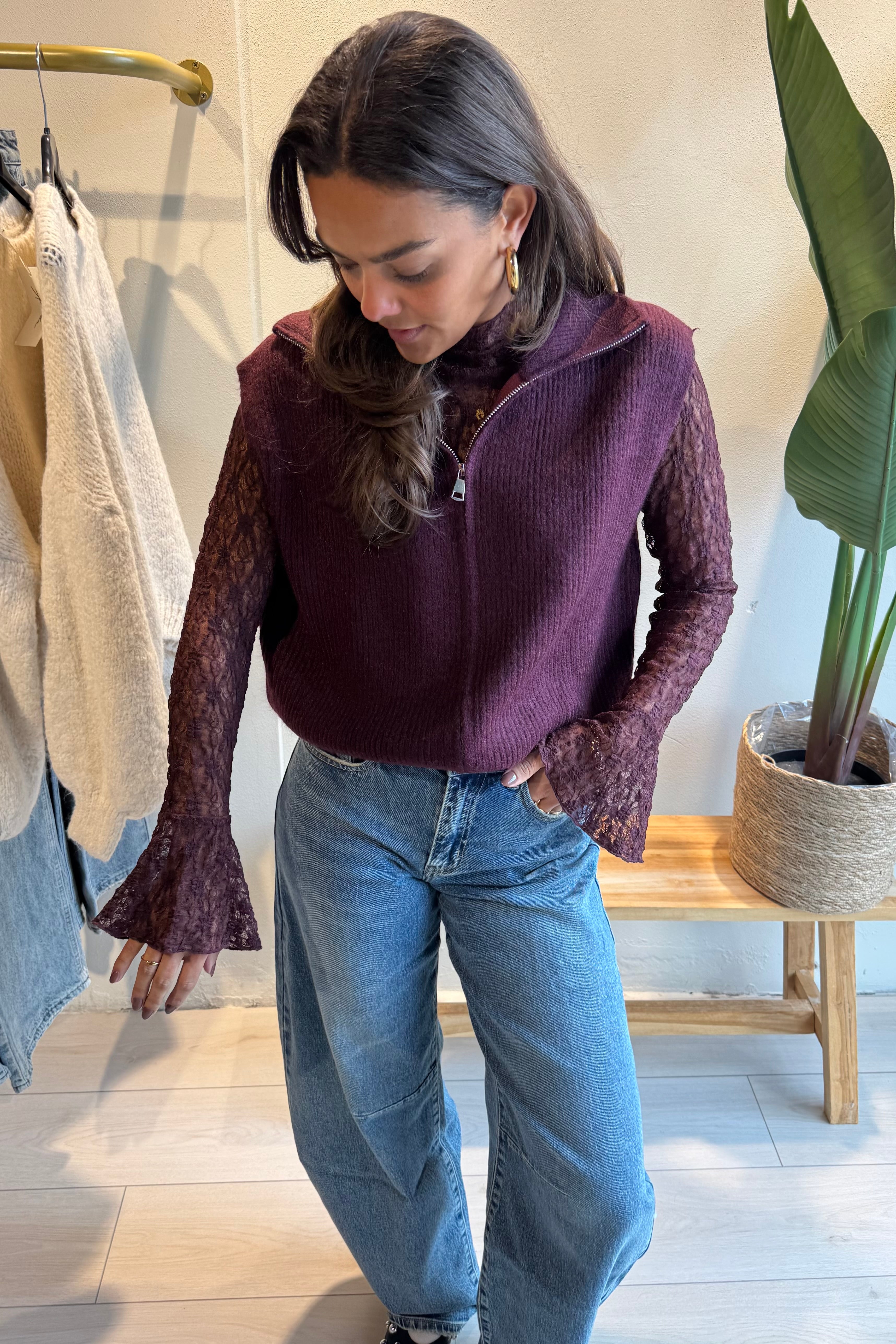 Mesh top – kanten dames top met lange mouwen in bordeaux
