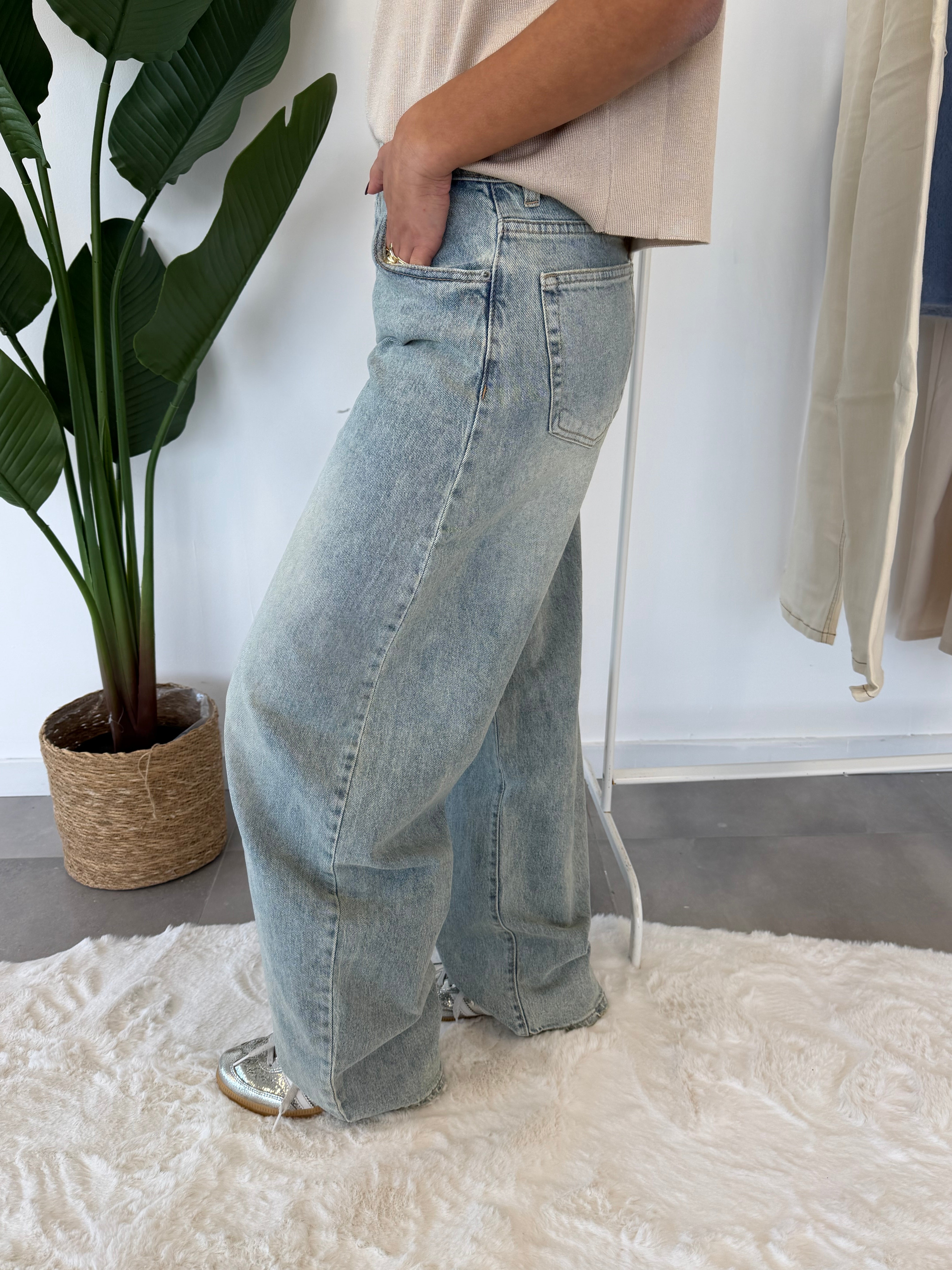 Joanna balloon jeans stretch washed – high-waist dames jeans met ballonpasvorm, zijaanzicht gedragen