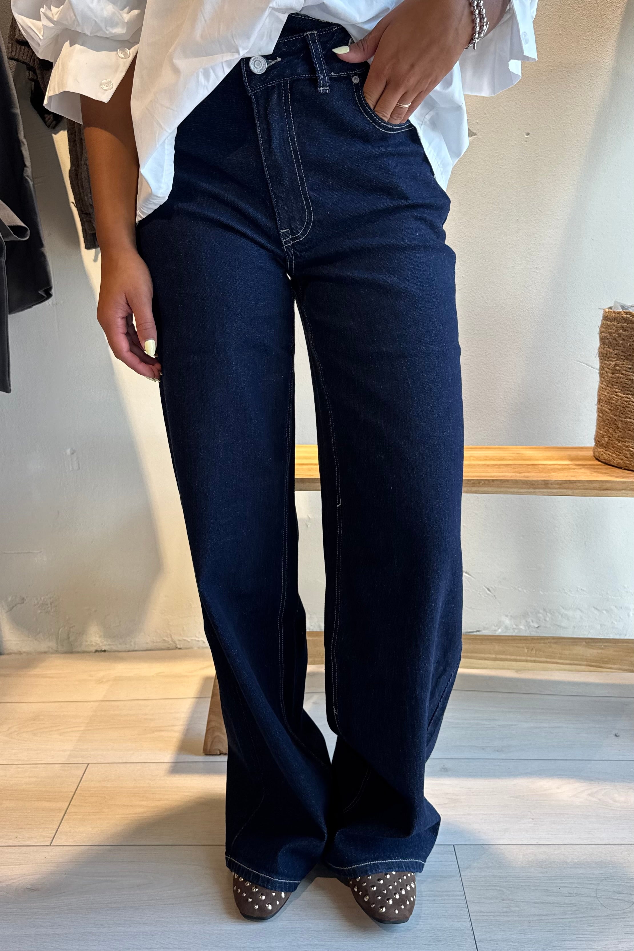 Nina Jeans